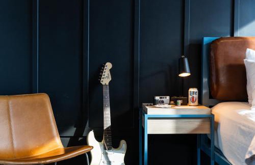 East Nashville Hotel | Waymore's Guest House