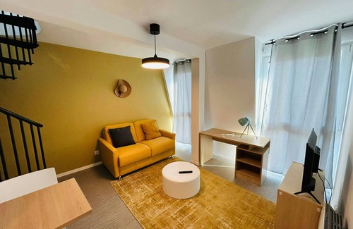 Barbatre Apartment | We Live In R - Duplex 503