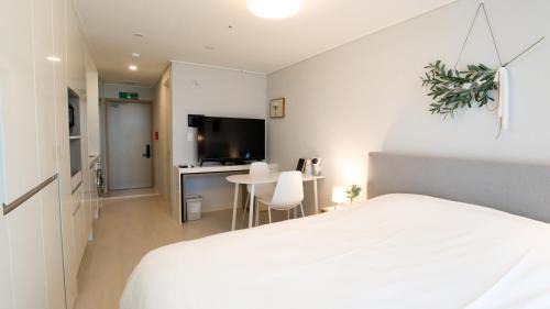 Gwanghui-dong Apartment | Wecostay Myeongdong