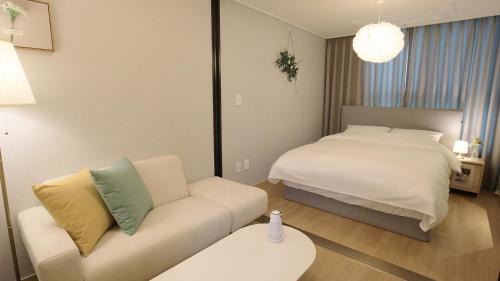 Gwanghui-dong Apartment | Wecostay Myeongdong