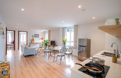 Van Mieu Apartment | Wecozy Hanoi - Railway Side, The Old Quarter