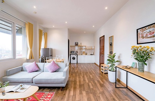 Van Mieu Apartment | Wecozy Hanoi - Railway Side, The Old Quarter