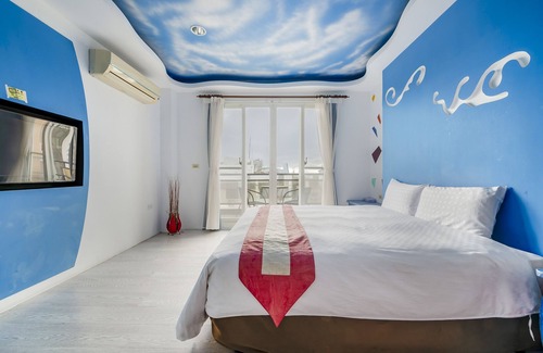 Big Beach House | Wei Yuan Hotel