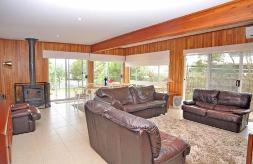 Inverloch House | Welcome Break Pet Friendly