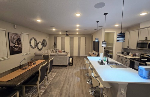 Westside House | Welcome to a 2-bedroom, 2-bath retreat in West Jacksonville.