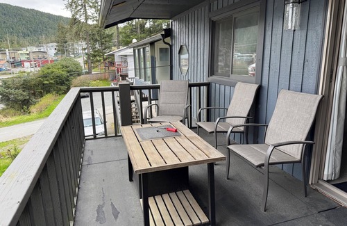Juneau Apartment | Welcome to Auke Bay Seaside Suites