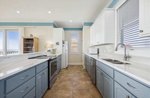 Sea Palm Village House | Welcome to Dreams So Real!