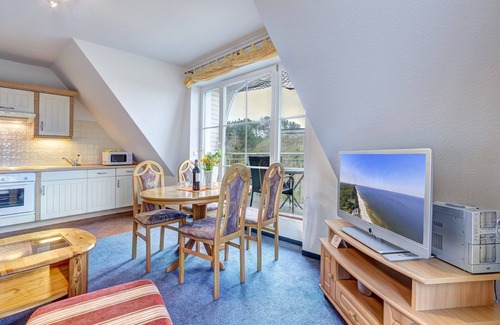 Loddin Apartment | Welcome to the vacation apartment "Abendsonne" Ostseeglück in the seaside resort of Loddin!