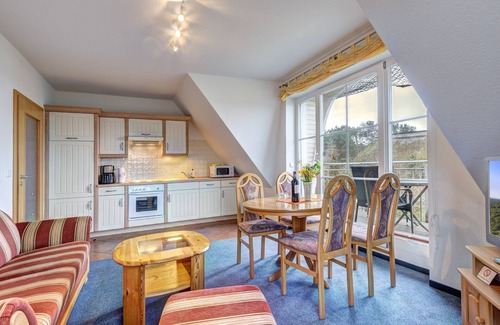 Loddin Apartment | Welcome to the vacation apartment "Abendsonne" Ostseeglück in the seaside resort of Loddin!
