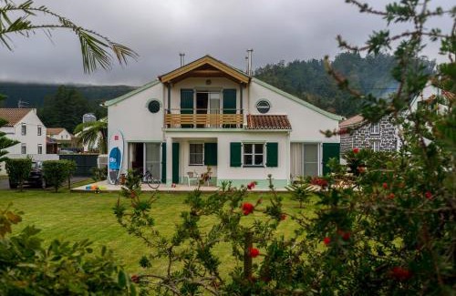 Sete Cidades House | WelcomeBuddy - Sete Cidades - Garden & Lake