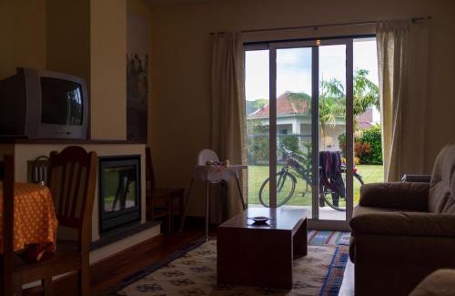 Sete Cidades House | WelcomeBuddy - Sete Cidades - Garden & Lake