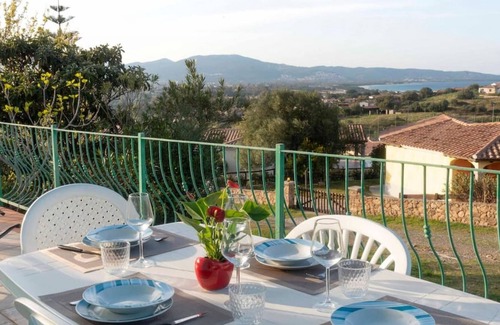 Tanaunella Apartment | Welcomely - Casa Degli Argonauti A