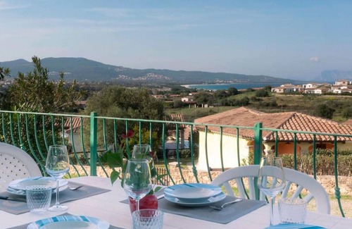 Tanaunella Apartment | Welcomely - Casa Degli Argonauti A