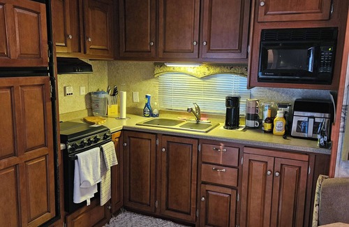 Farmerville House | Welcoming RV with AC in charming Farmerville.