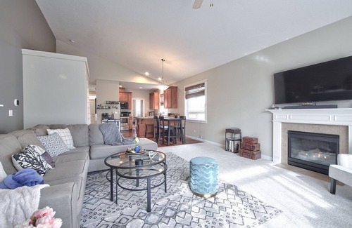 Carlton House | Well Appointed Spaces | Tons of Charm