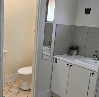 Scarborough Apartment | West Coast Delight Beach 1br 1 Bth