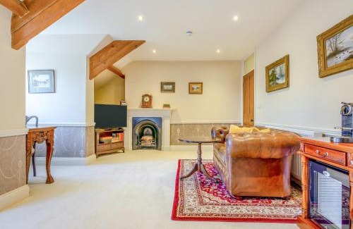 East Layton House | West Layton Manor