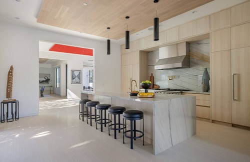 Encino Villa | Westfall - Unparalleled Modern Luxury Estate with Infinity Pool & Spa