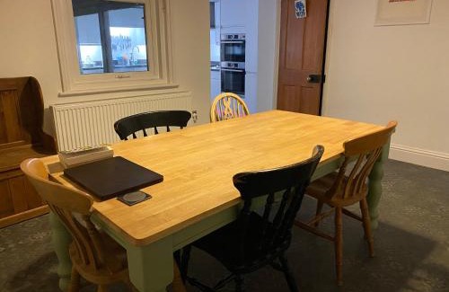 Westgate-on-Sea House | Westgate Two-Bedroom Homestay Suite