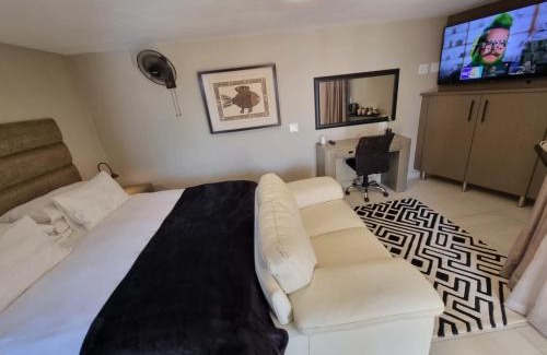 Krugersdorp House | Weston Guest House Krugersdorp