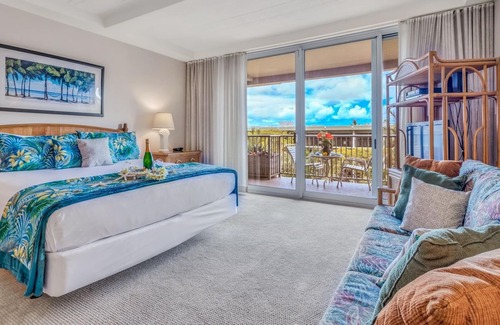 Kaanapali Condo | Whaler 6th Floor Oceanview Studio 0 Bedroom Condo by RedAwning