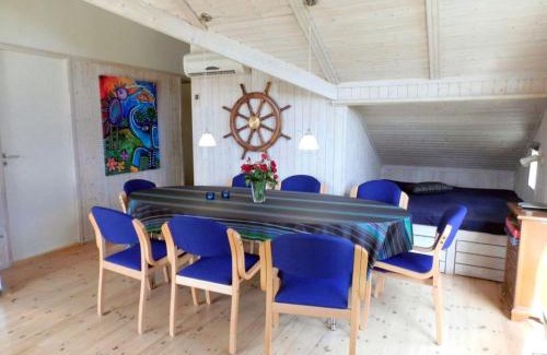 Bjert House | Whirlpool Beach Comfortable holiday residence