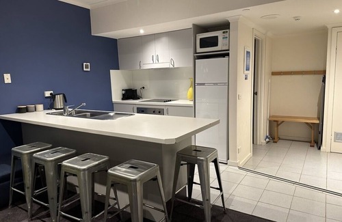 Hotham Heights Apartment | White Crystal 110- ski-in ski-out