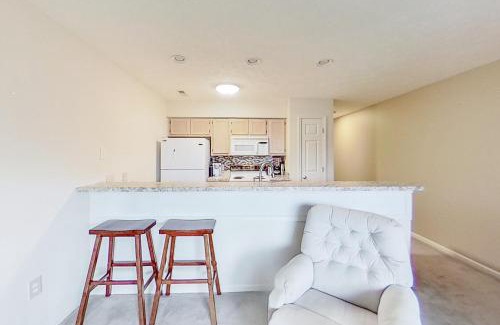 Carolina Forest Apartment | White River Unit 19E