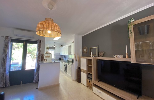San Miguel de Salinas House | Whole house 4km from the sea and access to 10 free swimming pools, Orihuela Costa