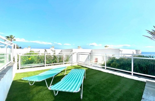 Playa del Aguila Apartment | Wifi apartment, pool, near Playa del Aguila