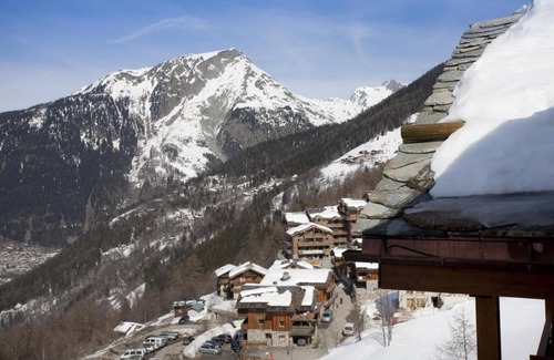 Sainte-Foy-Tarentaise Apartment | Wifi, ski-in/ski-out & foot of the slopes, fitness, swimming pool, tv, ski locker, 79-83m²