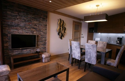 Arc-2000 Apartment | Wifi, ski-in/ski-out & foot of the slopes, fitness, swimming pool, sauna, hammam, balcony, tv