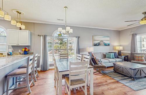 Central Myrtle Beach Apartment | Wild Iris 202