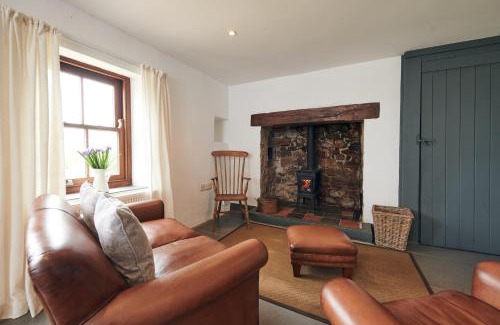 Llangadog House | Wildhaven