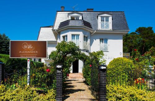Mielno Apartment | Willa Alexander Resort & SPA - caloroczny kryty BASEN
