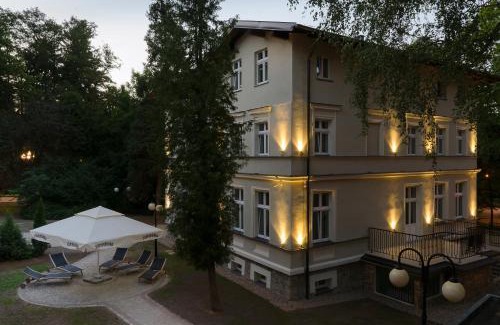 Polanica-Zdroj Hotel | Willa Mała Pieniawa