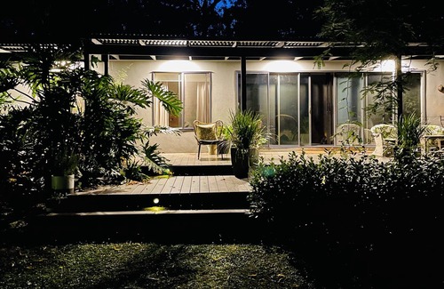 Badger Creek House | Willow House - Private Luxury Accommodation