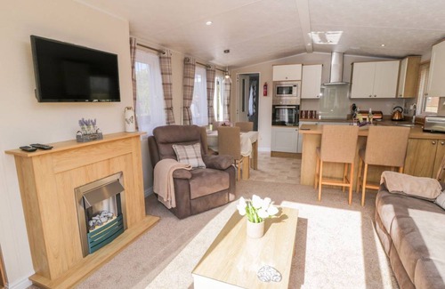 Runswick Bay Cottage | Willow Lodge