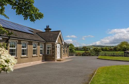 Newry House | Willow Tree Farm House