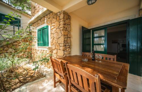 Orebic Apartment | Wine Resort Adriatic Mikulic