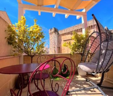 Torricella House | Wine Suite
