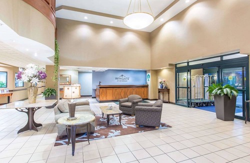 Lexington Hotel | Wingate by Wyndham (Lexington, VA)