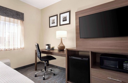Appleton Hotel | Wingate by Wyndham Appleton