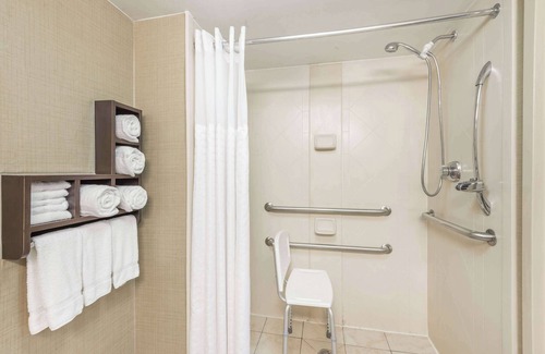 Springfield Hotel | Wingate by Wyndham Springfield