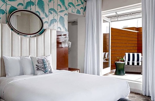 South Beach Hotel | Winter Haven, Autograph Collection