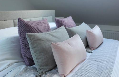 Yeadon Apartment | Wisteria Way relaxing spot