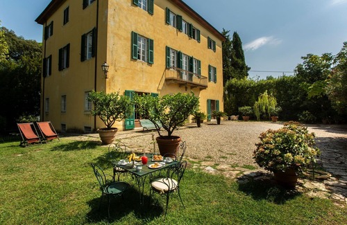 San Michele di Moriano Villa | Wonderful private villa with A/C, private pool, WIFI, TV, patio and panoramic view, close to Lucca