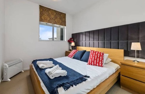Auckland Central Business District Apartment | Wonderful Apartment in Quiet CBD Neighbourhood!