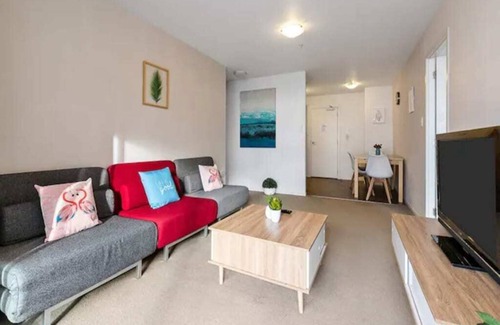 Auckland Central Business District Apartment | Wonderful Apartment in Quiet CBD Neighbourhood!