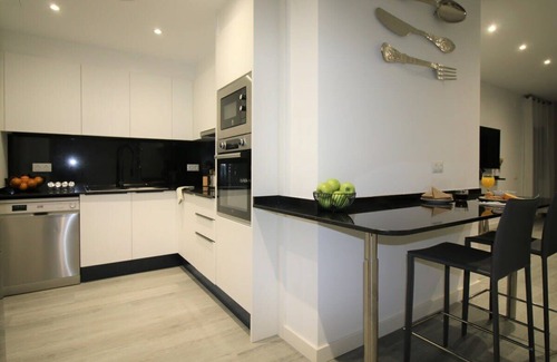 El Poble-sec Apartment | Wonderful apartment with terrace in Plaza España,